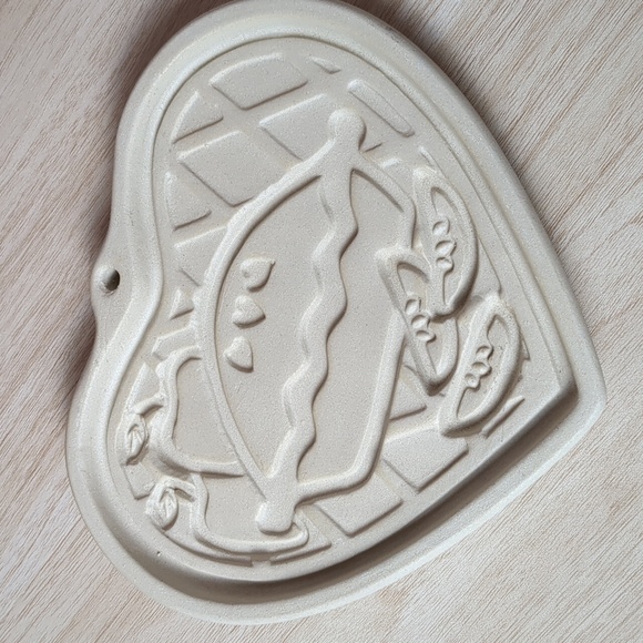 Pampered Chef Welcome Home Heart 1998 Clay Cookie Mold - Picture 1 of 2